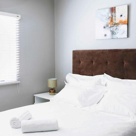 103Onwallace Self Catering Guest House كيب تاون المظهر الخارجي الصورة