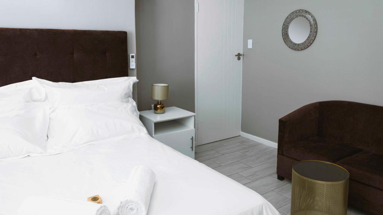 103Onwallace Self Catering Guest House كيب تاون المظهر الخارجي الصورة