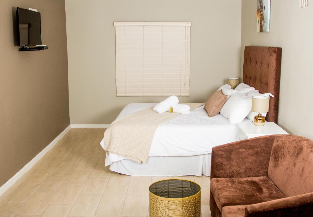 103Onwallace Self Catering Guest House كيب تاون المظهر الخارجي الصورة