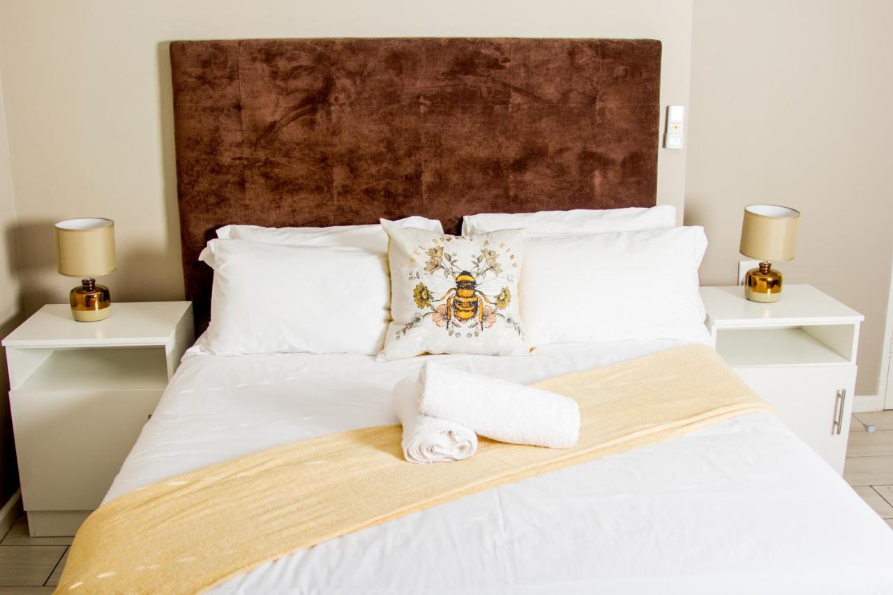 103Onwallace Self Catering Guest House كيب تاون المظهر الخارجي الصورة