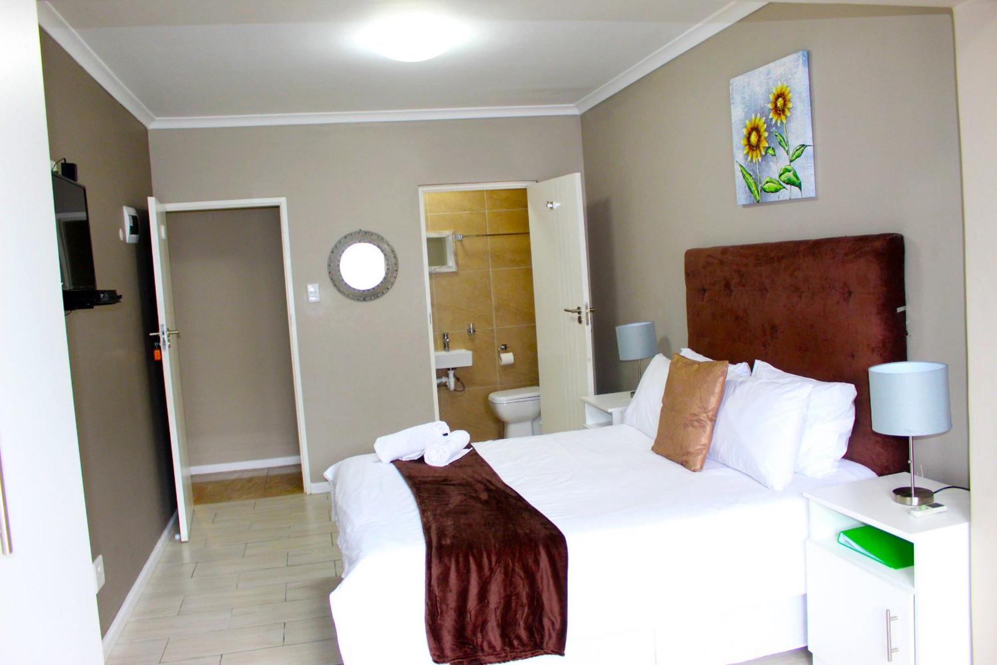 103Onwallace Self Catering Guest House كيب تاون المظهر الخارجي الصورة