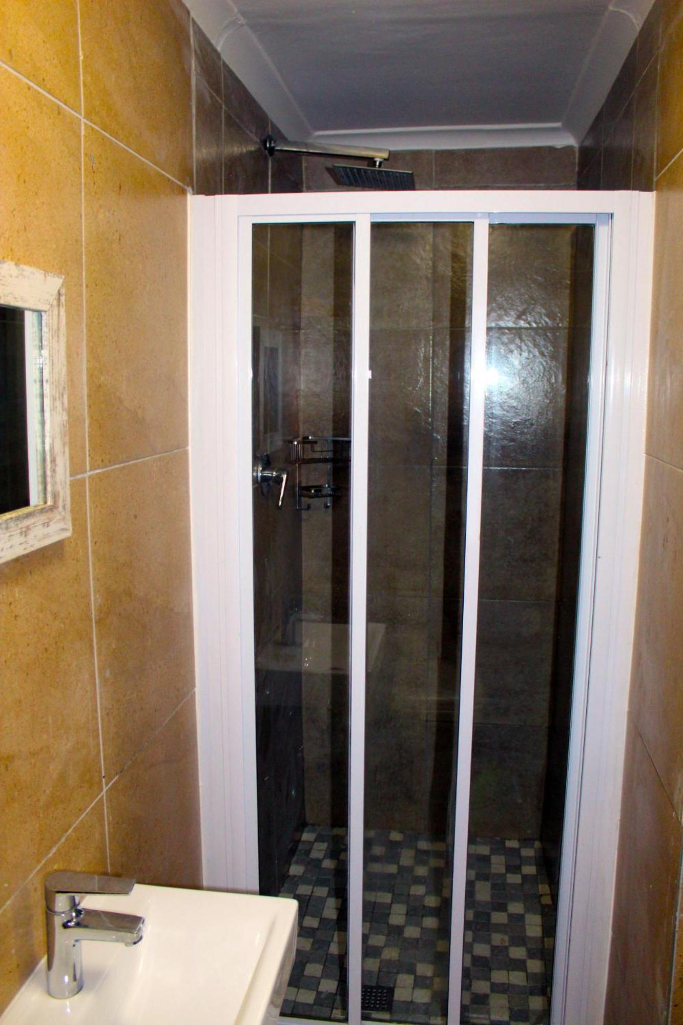 103Onwallace Self Catering Guest House كيب تاون المظهر الخارجي الصورة
