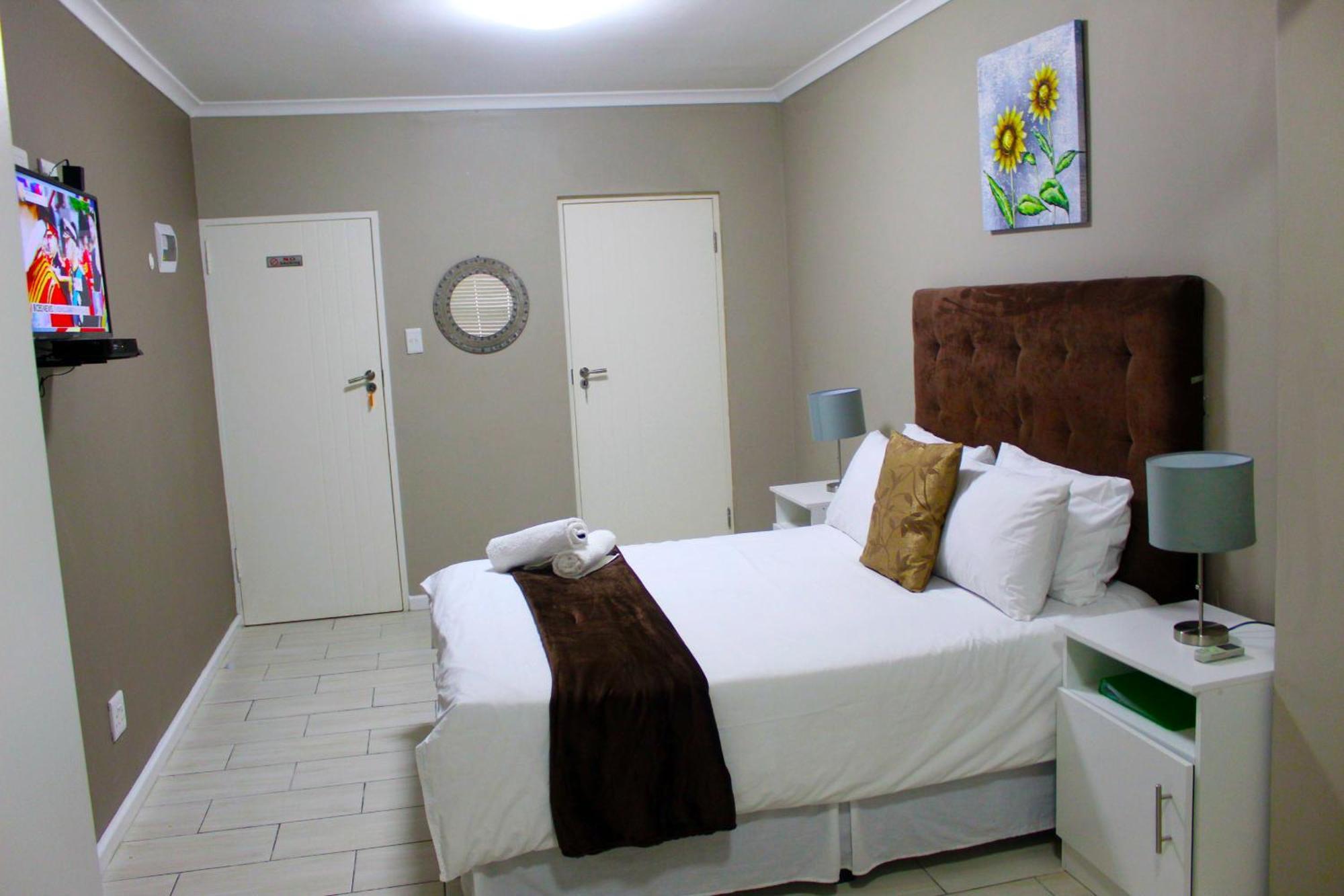 103Onwallace Self Catering Guest House كيب تاون المظهر الخارجي الصورة