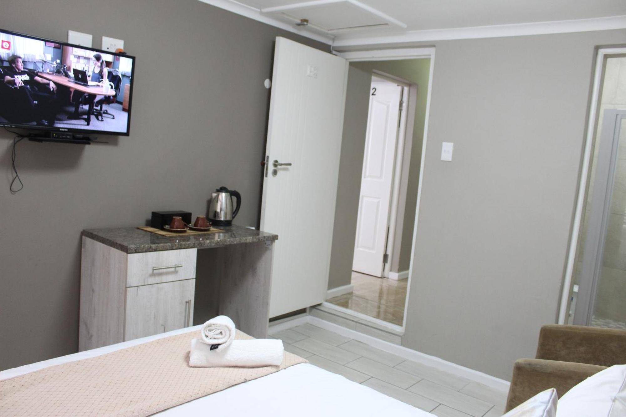 103Onwallace Self Catering Guest House كيب تاون المظهر الخارجي الصورة
